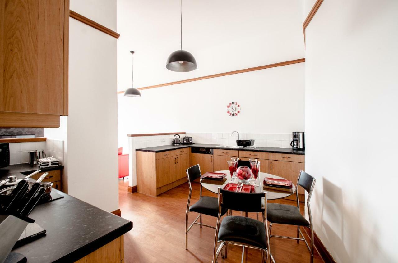 City Centre Orange Apartments Bastille Aberdeen Bagian luar foto